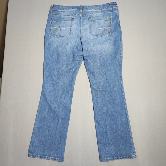 Faded Glory jeans women's size 18 denim blue colour boot cut - Picture 3 of 11